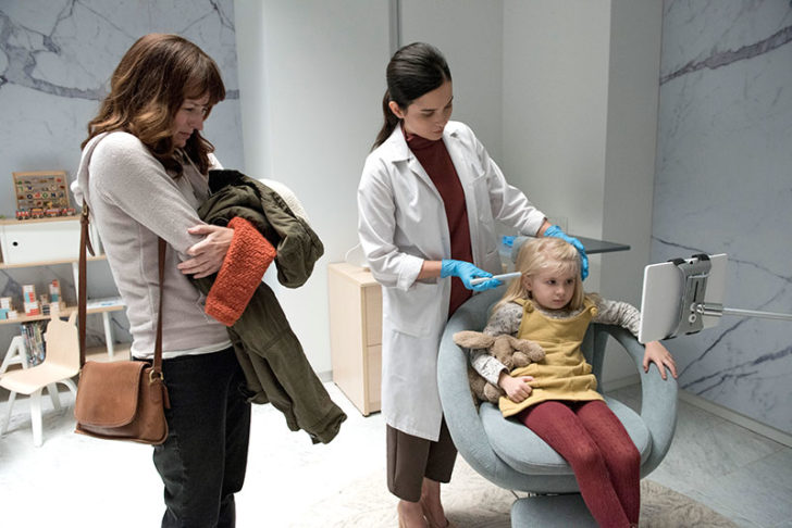 Black Mirror หนังด้านมืดของมนุษย์และเทคโนโลยี ที่สนุกมีครบรสทุกตอน